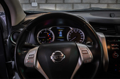 Nissan Np300 2016 2.3 Frontier Le Cd 4x2 Mt