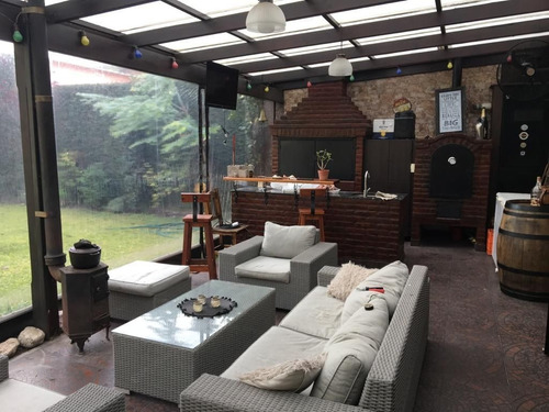 Imagen 1 de 12 de Casa En Venta En Caseros