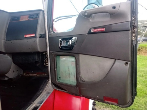 Imagen 10 de 14 de Kenworth T300, Modelo 2008 Chasis De Cama Baja Compare