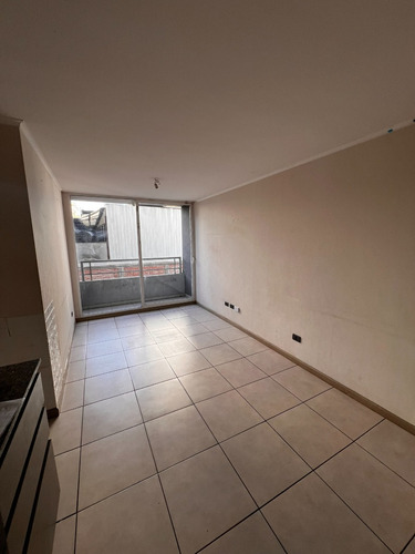 Depto 2 Dorms 1 Baño 50mts2 A Pasos M. Ecuador, Est. Central