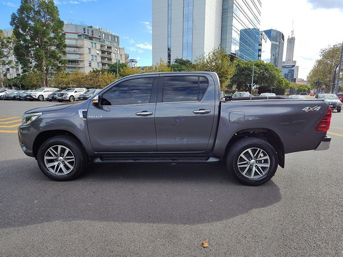 Imagen 2 de 15 de Toyota Hilux 2016 Srx 4x4 At Abasto Motors