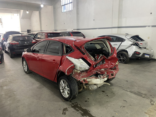 Ford Focus 2.0 Se 2016 En Marcha Y Andando Chocado Poloautos