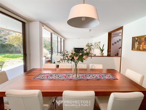 Casa En Arriendo De 4 Dorm. En Lo Barnechea