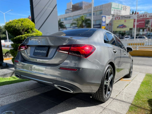 Imagen 8 de 15 de Mercedes Benz A200 Progressive 2020 Gris
