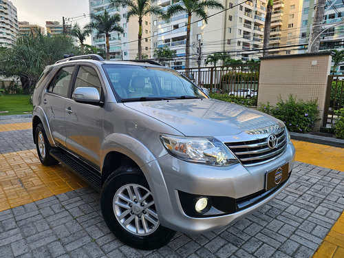 Toyota Hilux SW4 2.7 Sr 7l 4x2 Flex Aut. 5p