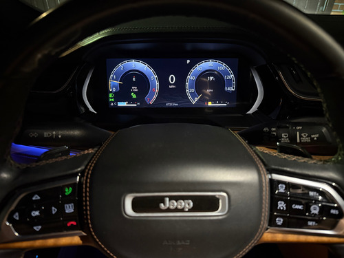 Jeep Grand Cherokee 5.7 Summit Elite Plinum 4x4 At
