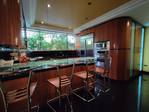 Apartamento En Venta, Las Mesetas De Santa Rosa De Lima, Municipio Baruta