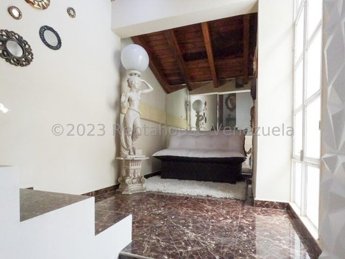Naudy Escalona Profesionales Inmobiliarios Con Más De 10 Años De Experiencia En Rentahouse Vende Espectacular Casa Con Piscina En Urb. El Pedregal Barquisimeto