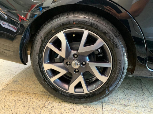 Nissan Versa 1.6 Sl 2017