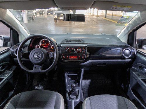 Volkswagen Up! 1.0 High Up!