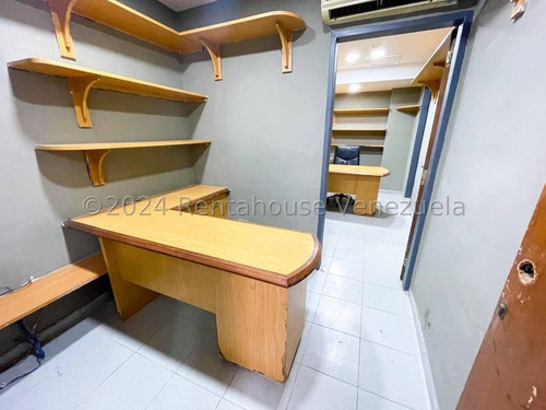Local Comercial En Venta Los Palos Grandes Mls #24-24753 Bm