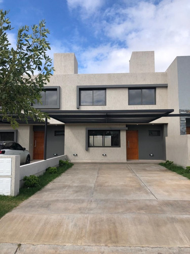 Imagen 16 de 30 de Greenville 2, Duplex En Venta De 3 Dormitorios, Cochera Doble, Patio Con Asador