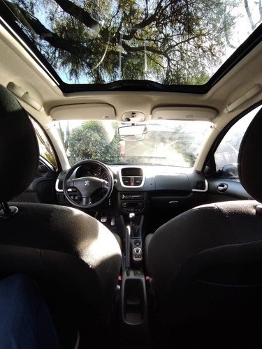 Peugeot 207 2010 1.6 Xt