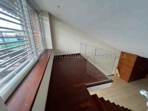 Pent House En Venta 24-5319 En Villa Nueva