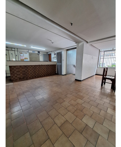 Edificio Comercial En Venta En El Centro De Caracas