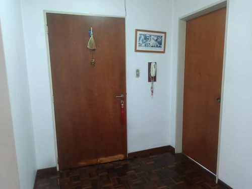 En Venta Apartamento En Colinas De Bello Monte (dh)