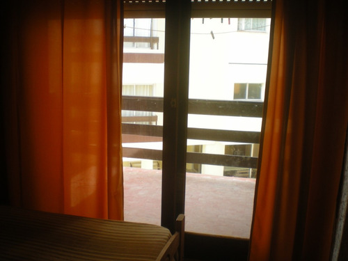Imagen 4 de 14 de Departamento 2 Ambientes Sobre La Playa!!