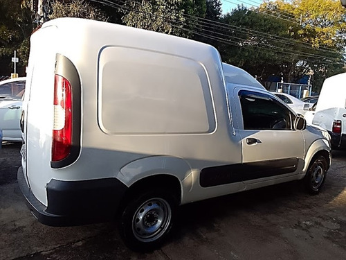 Imagem 4 de 10 de Fiat Fiorino 1.4 Mpi Furgão 8v Flex 2p Manual