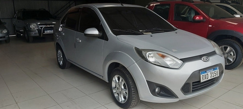 Ford Fiesta 1.6 Ambiente Plus Mp3 2010