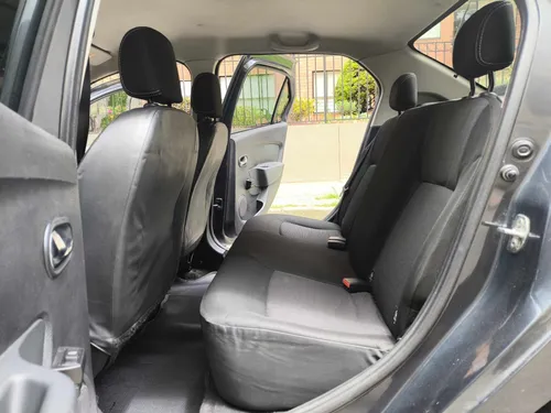 Renault Logan 1.6 Expression / Life +