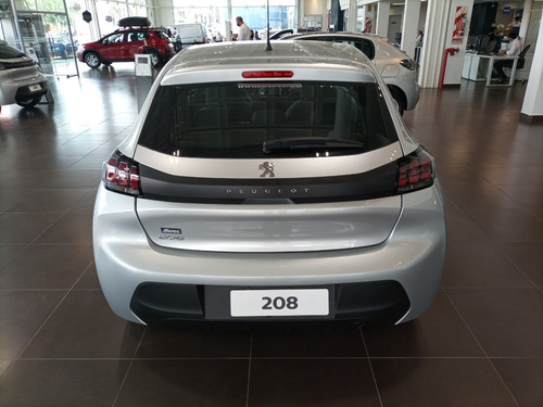 Imagen 8 de 15 de Peugeot 208 1.2 Like - Avec Peugeot