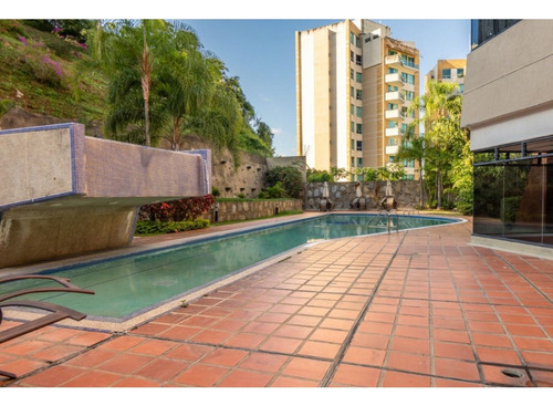 En Venta Apto 280 Mts Con Terraza Las Mesetas De Santa Rosa