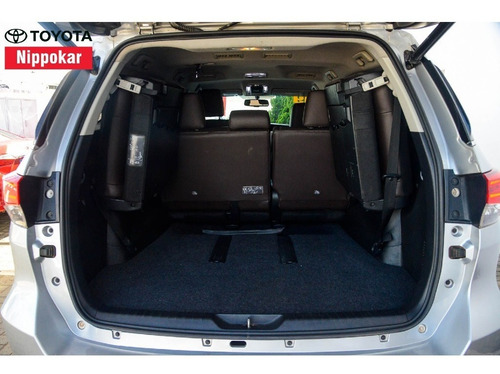 Imagem 4 de 5 de Toyota Hilux Sw4