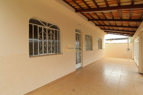 Imagem 26 de 26 de Casa À Venda, 3 Quartos, 2 Vagas, Belvedere - Divinópolis/mg - 33075