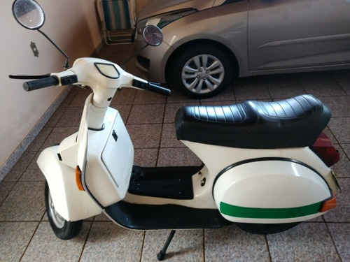 Imagem 2 de 6 de Piaggio Vespa