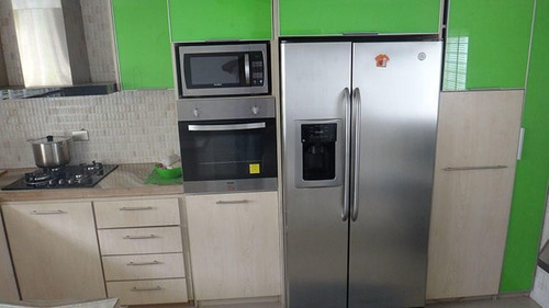 Imagen 4 de 14 de Ramiro E. Ruiz Vende Casa Bosques La Lagunita Mls #22-2341