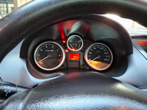 Peugeot 207 Passion 1.4 Xr Flex 4p