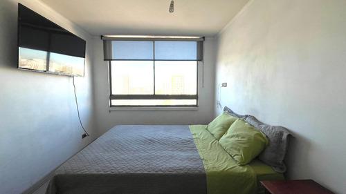 Arriendo Dpto. 1d1b Con Vista Despejada En San Miguel