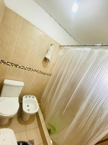 Venta Bº 1 Mario Bravo 1643 Galpón De 360m2 Y Dos Departamentos