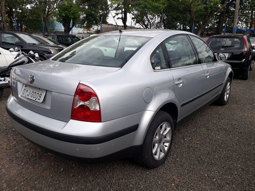 Volkswagen Passat 1.8 20v 4p Turbo Automático