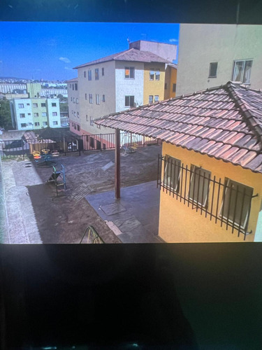 Ótima Localização Apartamento De 2 Quartos