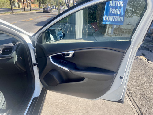 Volvo V40 T5 Awd Plus