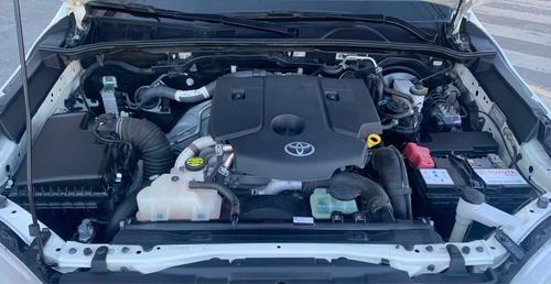 Imagen 9 de 15 de Toyota Hilux 2016 2.4 Cd Dx 150cv 4x2