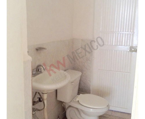 En Renta Excelente Local Comercial En Planta Baja Sobre Principal Avenida Del Centro De Torreón ...