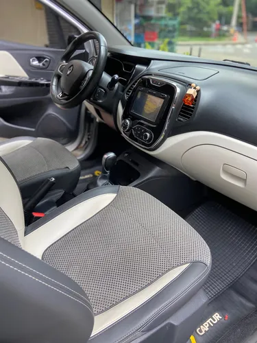 Renault Captur 2.0 Intens Automática