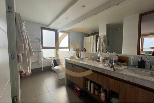 Excelente Departamento En Venta En Las Condes