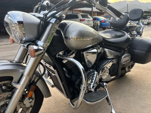 Yamaha Vstar 1300 Tourer