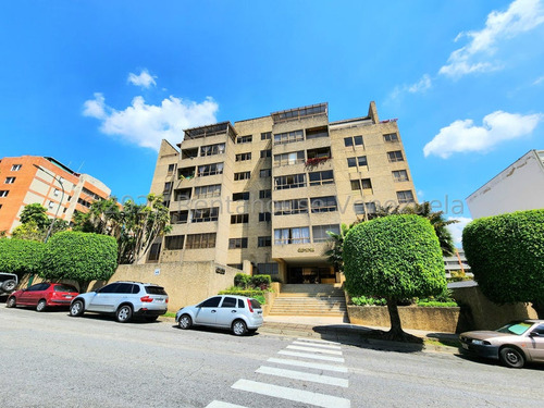 Apartamento Penthouse Dúplex Remodelado 295 M² 4h, 7b, 3p, Residencia Geminis En Calle Cerrada En Venta En Los Samanes Avenida 3 Caracas