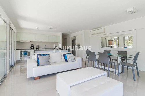 Alquiler Apartamento Dos Dormitorios Punta Del Este Edificio Rincon Del Bosque
