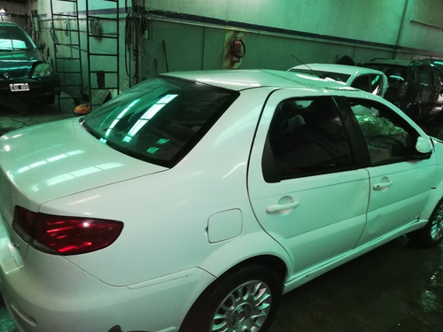 Imagen 5 de 11 de Fiat Siena 2015 Hay Que Transferir No Arranca
