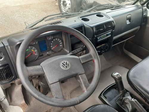 Imagem 6 de 14 de Vw 5.150 12/13 - Baú 4,20m - R$ 120.000