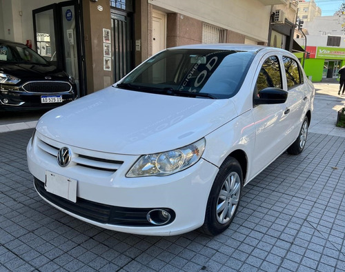 Volkswagen Voyage 1.6 Comfortline 101cv