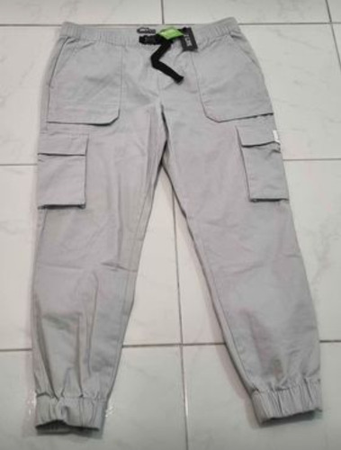 Pantalón Tipo Cargo 