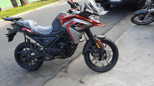 Imagen 1 de 18 de Voge Ds 650 Adventure No Trk No Versys No Benelli