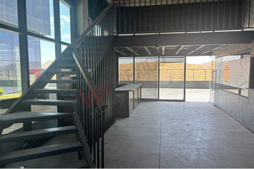 Local Comercial Renta En Torre Azenzo
