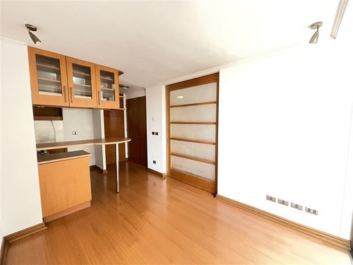 Departamento En Venta De 1 Dorm. En Providencia